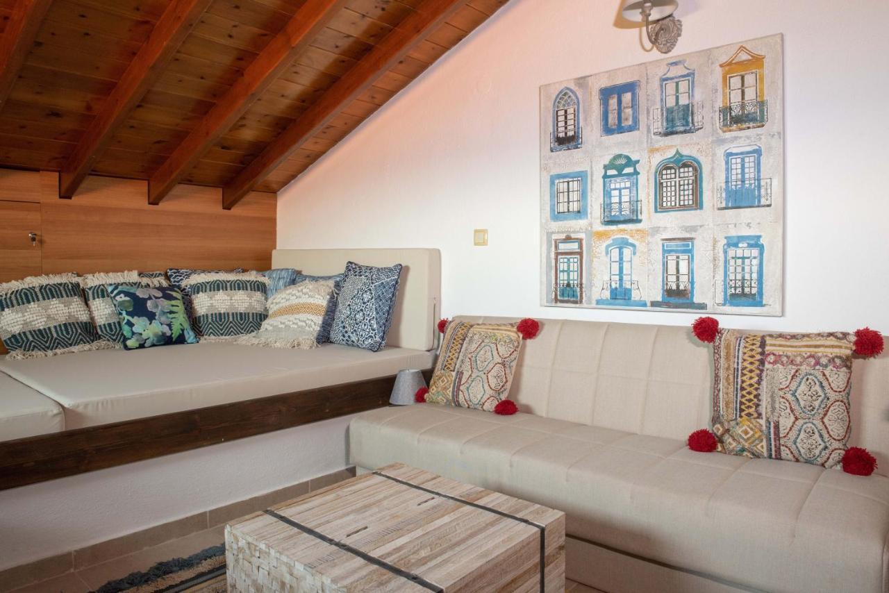 Dandy Villas - Private - Pool - Parking - Cellar Nea Roda Esterno foto